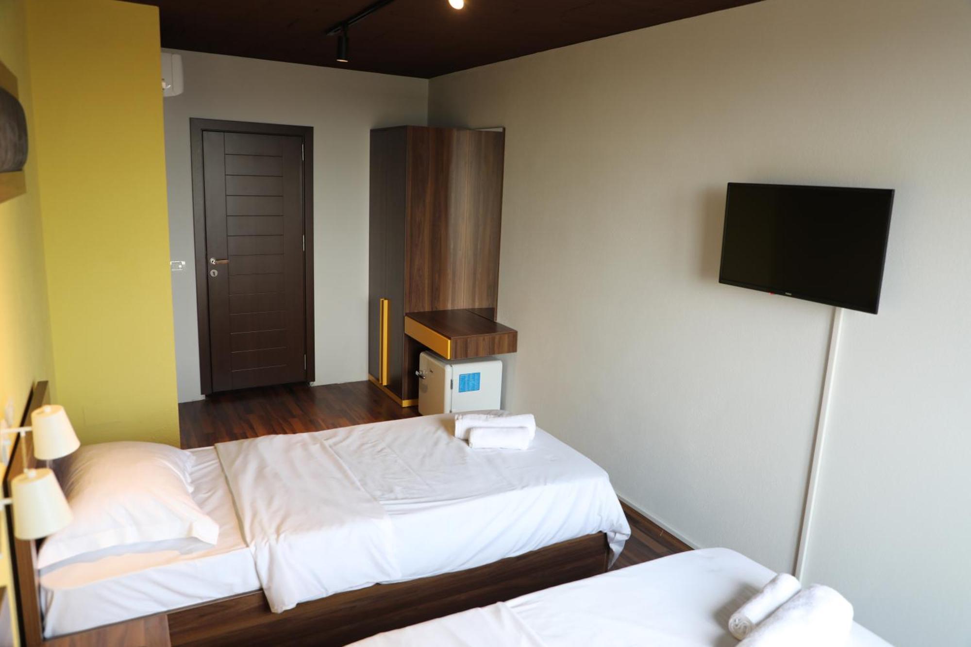 Hotel Hiserra พริเซรน ภายนอก รูปภาพ