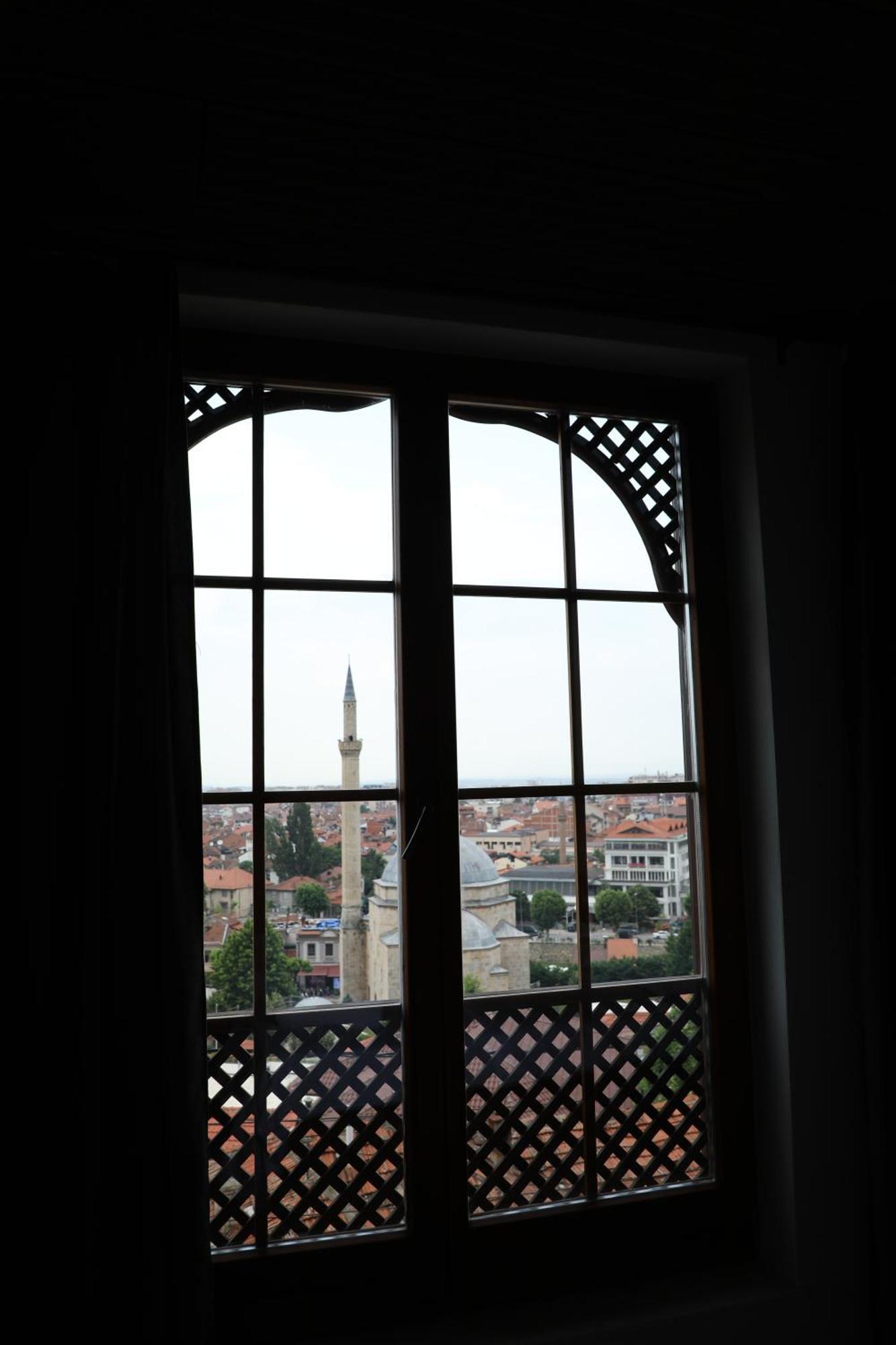 Hotel Hiserra พริเซรน ภายนอก รูปภาพ